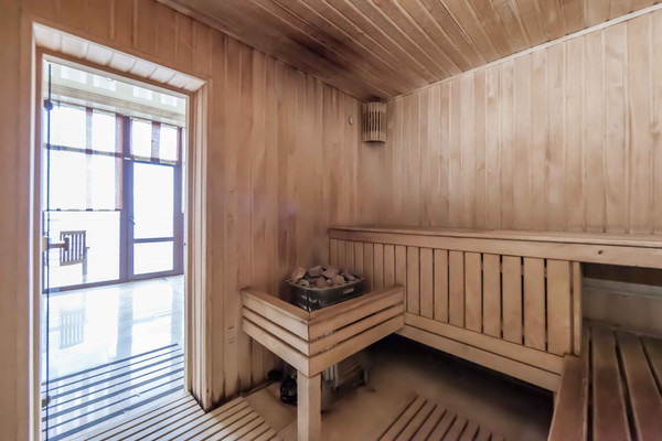 Продам гостиницу 1 955 м2, Набережная ул, 29, Алушта г