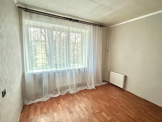 Продам комнату в 4-комн. квартире, Демьяна Бедного ул, 31к3, Санкт-Петербург г
