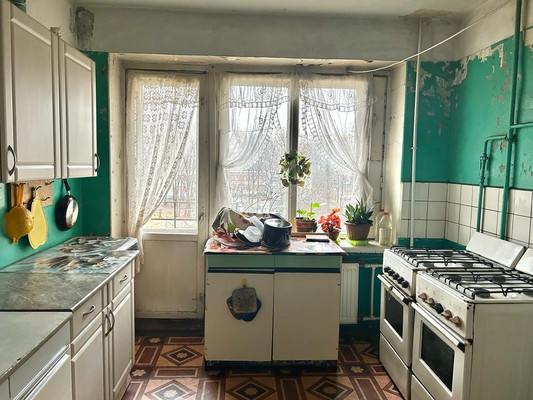Продам комнату в 4-комн. квартире, Демьяна Бедного ул, 31к3, Санкт-Петербург г