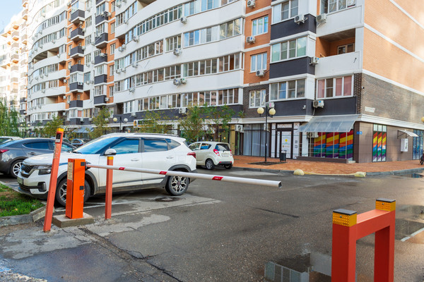 Улица григория пономаренко краснодар. Краснодар, улица григория пономаренко, 43. Жк инсити краснодар. Ул григория пономаренко краснодар на карте. Григория пономаренко 45 краснодар.