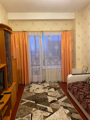 Сдам однокомнатную (1-комн.) квартиру, Петрозаводская ул, 27/2, Сыктывкар г