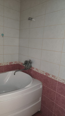 Продам двухкомнатную (2-комн.) квартиру, Гидростроителей ул, 57, Краснодар г
