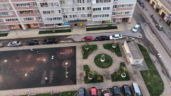 Продам двухкомнатную (2-комн.) квартиру, Гидростроителей ул, 57, Краснодар г