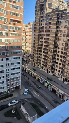 Продам двухкомнатную (2-комн.) квартиру, Гидростроителей ул, 57, Краснодар г