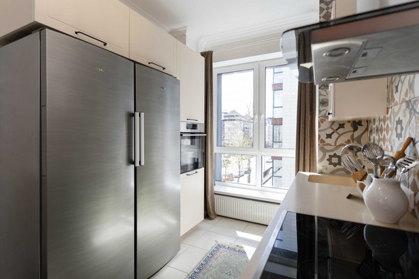 Продам двухкомнатную (2-комн.) квартиру, Комсомольская ул, 56, Ханты-Мансийск г