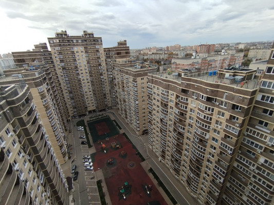 Продам двухкомнатную (2-комн.) квартиру, им. Дмитрия Благоева ул, 31к1, Краснодар г