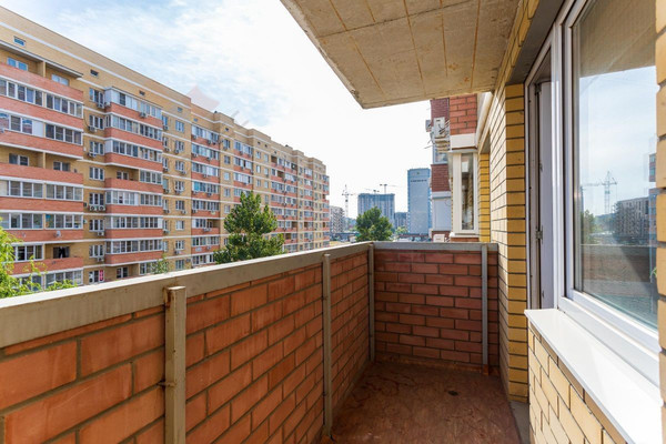 Продам однокомнатную (1-комн.) квартиру, им. Петра Метальникова ул, 11, Краснодар г