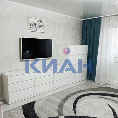 Продам двухкомнатную (2-комн.) квартиру, Алексеева ул, 22, Красноярск г