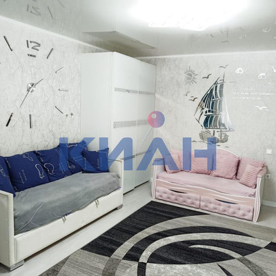 Продам двухкомнатную (2-комн.) квартиру, Алексеева ул, 22, Красноярск г