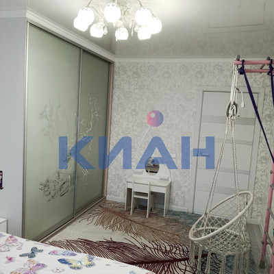 Продам двухкомнатную (2-комн.) квартиру, Алексеева ул, 22, Красноярск г
