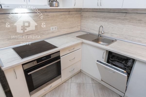 Продам однокомнатную (1-комн.) квартиру, Петрова (Ключевая р-н) ул, 27, Петрозаводск г