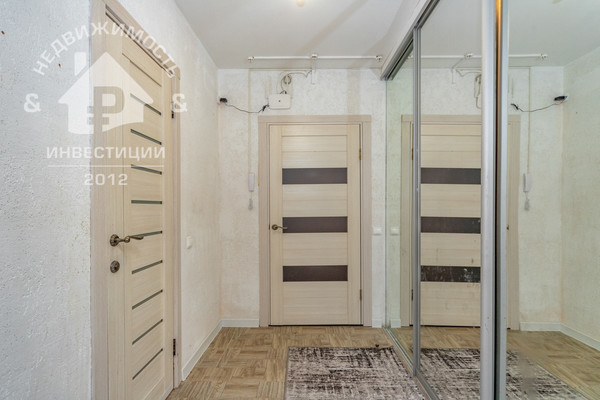 Продам однокомнатную (1-комн.) квартиру, Петрова (Ключевая р-н) ул, 27, Петрозаводск г