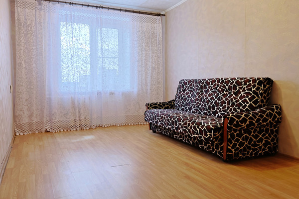 Продам трехкомнатную (3-комн.) квартиру, Пешехонова ул, 2, Наро-Фоминск г