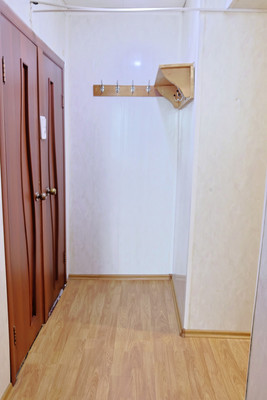 Продам трехкомнатную (3-комн.) квартиру, Пешехонова ул, 2, Наро-Фоминск г