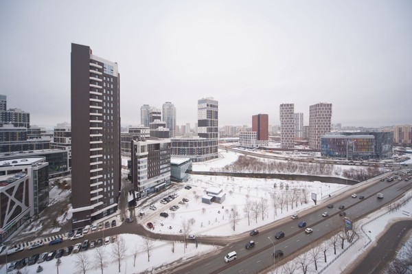 Продам трехкомнатную (3-комн.) квартиру, Ткачей ул, 16а, Екатеринбург г