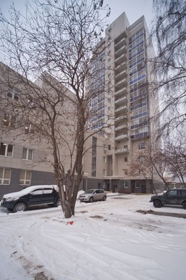Продам трехкомнатную (3-комн.) квартиру, Ткачей ул, 16а, Екатеринбург г