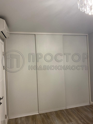 Продам однокомнатную (1-комн.) квартиру, Амурская ул, 1Ак4, Москва г
