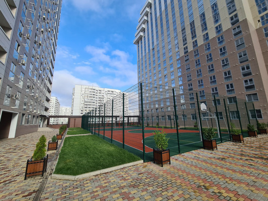 Продам трехкомнатную (3-комн.) квартиру, Зиповская ул, 36, Краснодар г