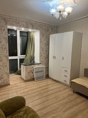 Продам двухкомнатную (2-комн.) квартиру, Озёрная ул, 29к1, Москва г
