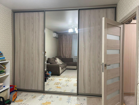 Продам двухкомнатную (2-комн.) квартиру, Нахимовский пр-кт, 38, Москва г