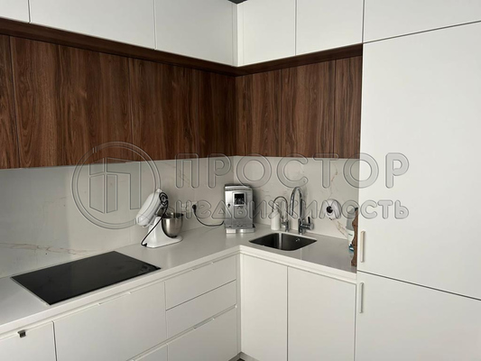 Продам однокомнатную (1-комн.) квартиру, Амурская ул, 1Ак4, Москва г