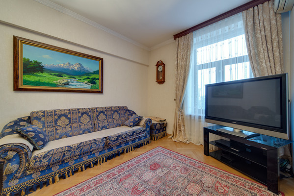 Продам многокомнатную квартиру, Народного Ополчения ул, 49к1, Москва г