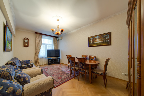 Продам многокомнатную квартиру, Народного Ополчения ул, 49к1, Москва г
