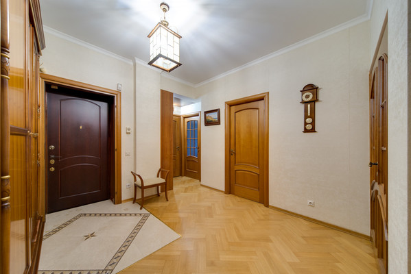 Продам многокомнатную квартиру, Народного Ополчения ул, 49к1, Москва г