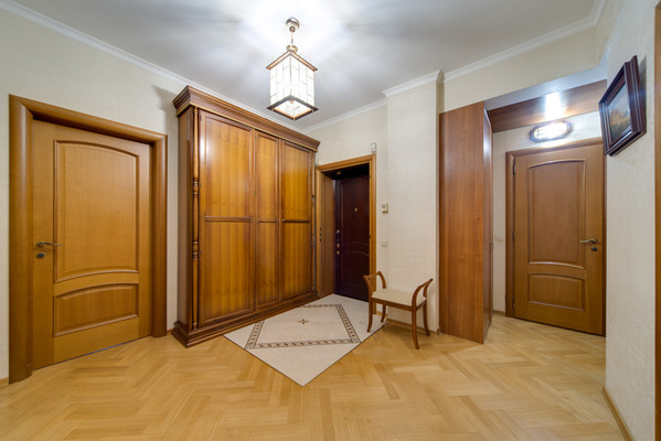 Продам многокомнатную квартиру, Народного Ополчения ул, 49к1, Москва г