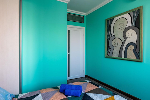 Продам трехкомнатную (3-комн.) квартиру, Новый Арбат ул, 26, Москва г