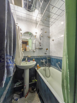 Продам двухкомнатную (2-комн.) квартиру, Конёнкова ул, 19В, Москва г