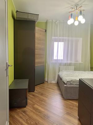 Продам трехкомнатную (3-комн.) квартиру, Парковая ул, 20, Сабурово д