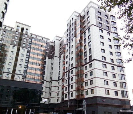 Продам трехкомнатную (3-комн.) квартиру, Карла Маркса ул, 185, Сыктывкар г