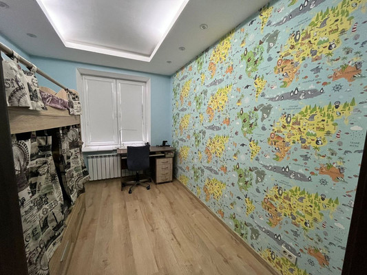 Продам трехкомнатную (3-комн.) квартиру, Карла Маркса ул, 185, Сыктывкар г