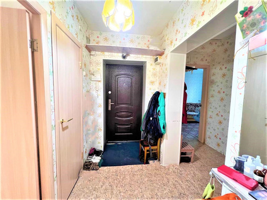 Продам трехкомнатную (3-комн.) квартиру, Кирова ул, 39, Ханты-Мансийск г