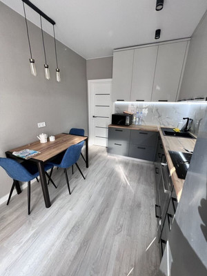 Продам однокомнатную (1-комн.) квартиру, Крымской весны ул, 5к2, Мирное с