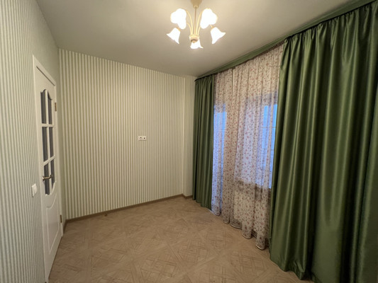 Продам двухкомнатную (2-комн.) квартиру, 2-я Гамовская ул, 58, Пермь г