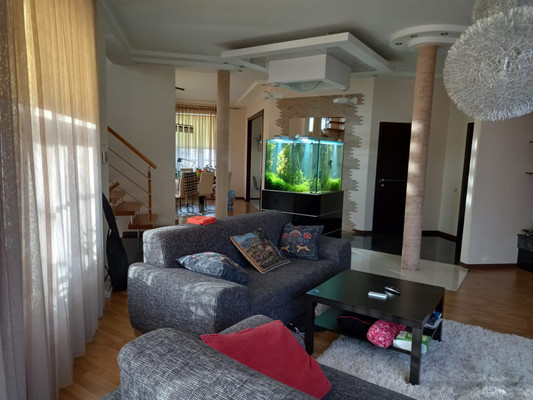 Продам дом, М. Джалиля-Духовская ул, 2/3, Великий Новгород г, 0 км от города