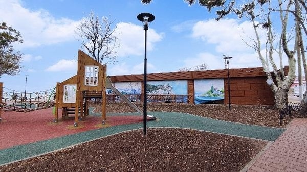 Продам землю для коммерческого использования 680 соток, ИЖС, Нахимова пр-кт, 4, Николаевка пгт