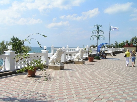 Продам землю для коммерческого использования 680 соток, ИЖС, Нахимова пр-кт, 4, Николаевка пгт