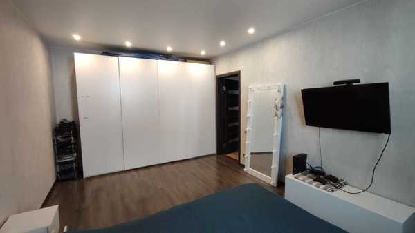 Продам двухкомнатную (2-комн.) квартиру, , 1624, Зеленоград г