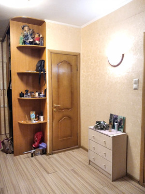 Продам двухкомнатную (2-комн.) квартиру, Лухмановская ул, 35, Москва г