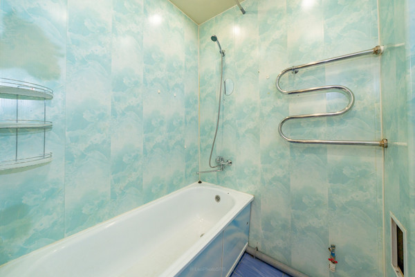 Продам однокомнатную (1-комн.) квартиру, Старорусский пр-кт, 6А, Шушары п