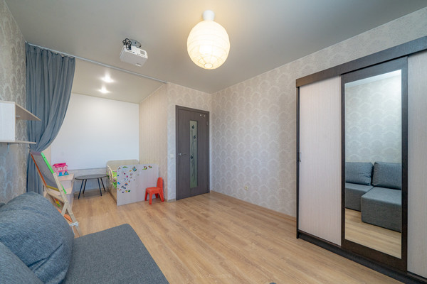 Продам однокомнатную (1-комн.) квартиру, Старорусский пр-кт, 6А, Шушары п