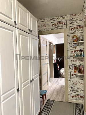 Продам трехкомнатную (3-комн.) квартиру, Малинники пер, 7, Калуга г