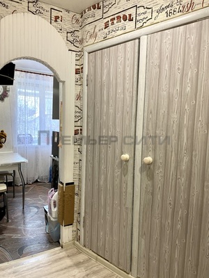 Продам трехкомнатную (3-комн.) квартиру, Малинники пер, 7, Калуга г