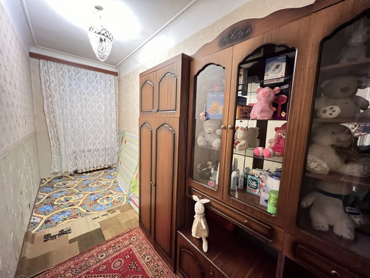 Продам двухкомнатную (2-комн.) квартиру, Беринга ул, 3, Санкт-Петербург г