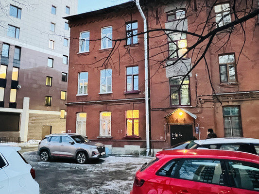 Продам двухкомнатную (2-комн.) квартиру, Беринга ул, 3, Санкт-Петербург г