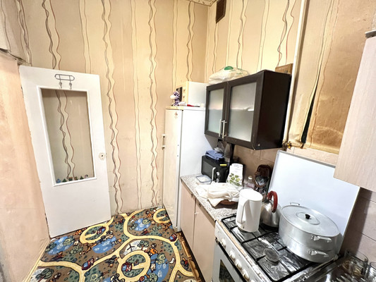 Продам двухкомнатную (2-комн.) квартиру, Беринга ул, 3, Санкт-Петербург г