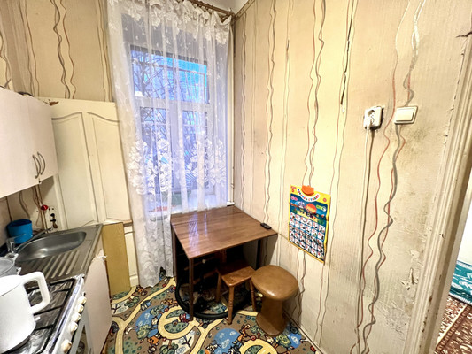 Продам двухкомнатную (2-комн.) квартиру, Беринга ул, 3, Санкт-Петербург г